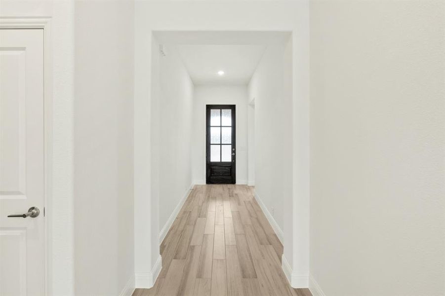 Spacious, unfurnished interior of a new home in Mockingbird Heights Classic 80, Midlothian (Image 19).