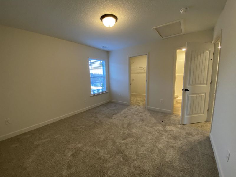Spacious, unfurnished interior of a new home in Gentry Place, Spartanburg (Image 23).