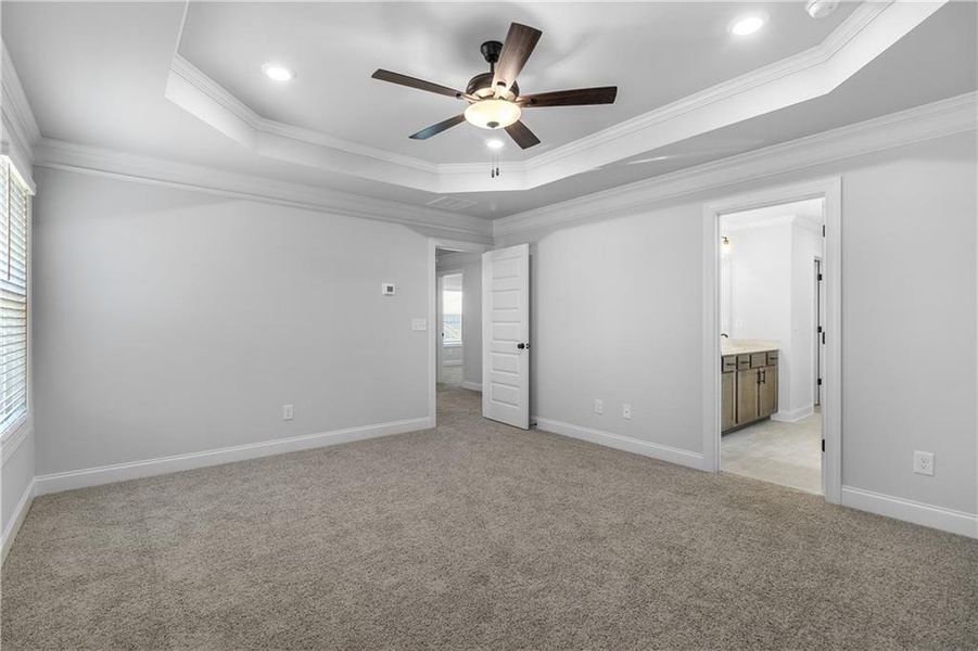 Spacious, unfurnished interior of a new home in Calgary Downs, Winder (Image 21).