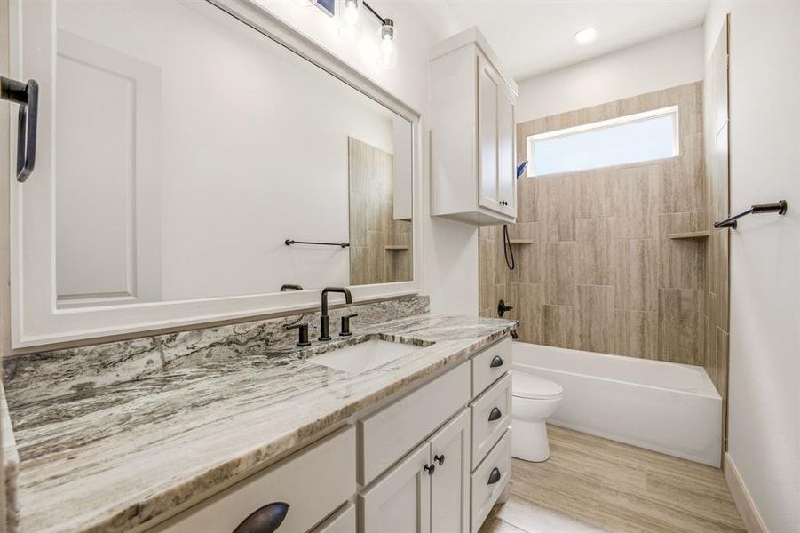 Furnished interior view inside a new home in , Glen Rose (Image 9). Furnished interior view inside a new home in , Glen Rose (Image 9).