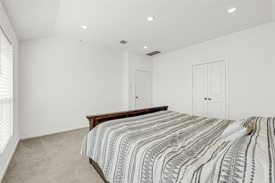 Furnished interior view inside a new home in Sunterra, Katy (Image 10). Furnished interior view inside a new home in Sunterra, Katy (Image 10).