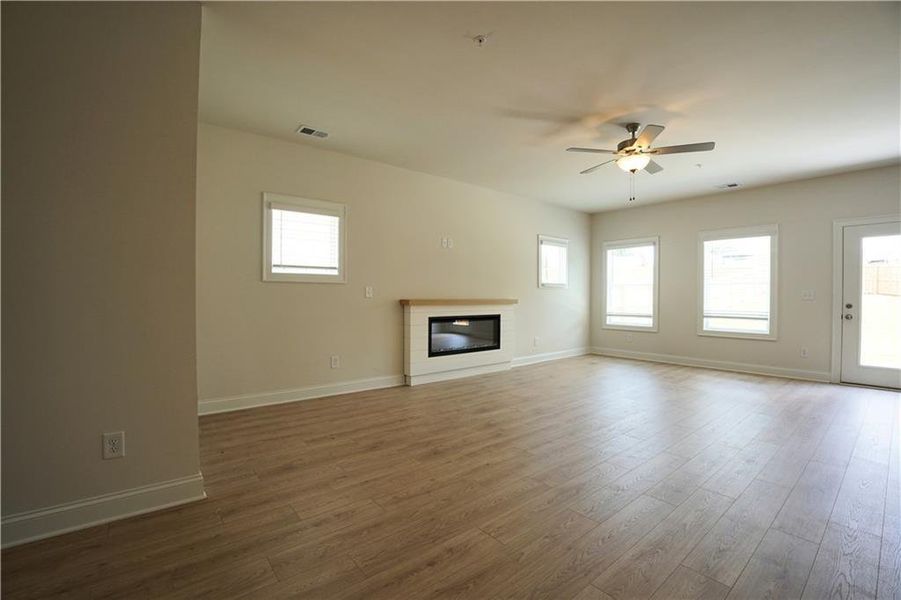 Spacious, unfurnished interior of a new home in , Marietta (Image 15).