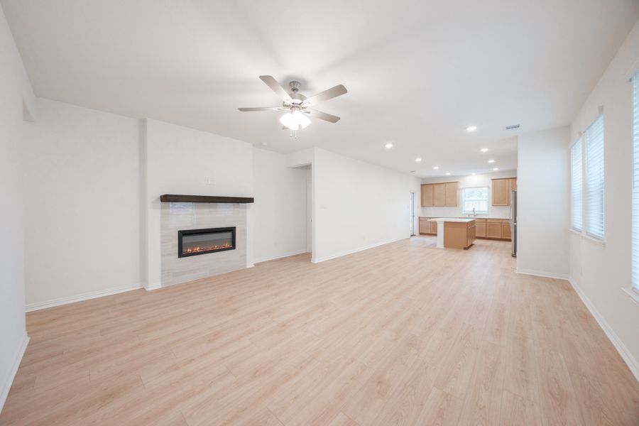 Spacious, unfurnished interior of a new home in Churchill, Anna (Image 14). Spacious, unfurnished interior of a new home in Churchill, Anna (Image 14).