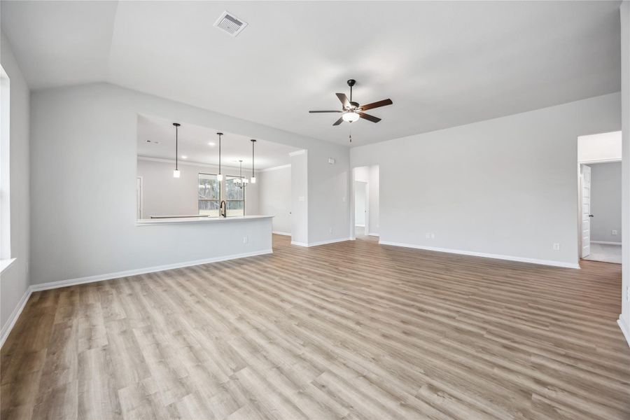 Spacious, unfurnished interior of a new home in Barton Place, Cleveland (Image 13).