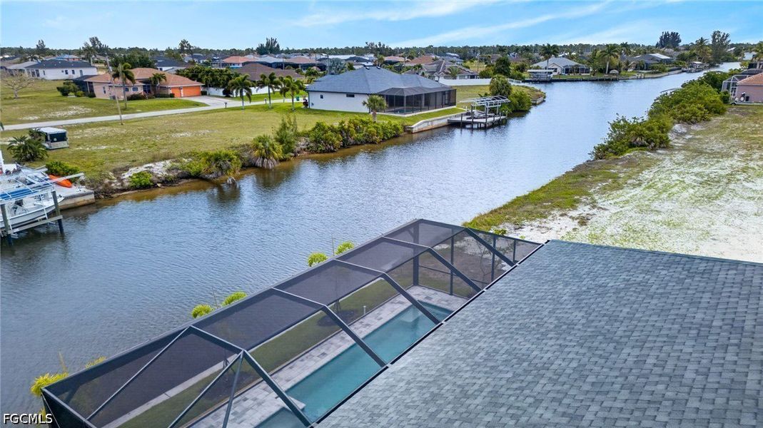 Community amenities in Cape Coral, Cape Coral (Image 34).