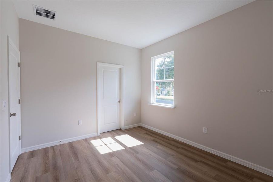Spacious, unfurnished interior of a new home in , Leesburg (Image 37). Spacious, unfurnished interior of a new home in , Leesburg (Image 37).