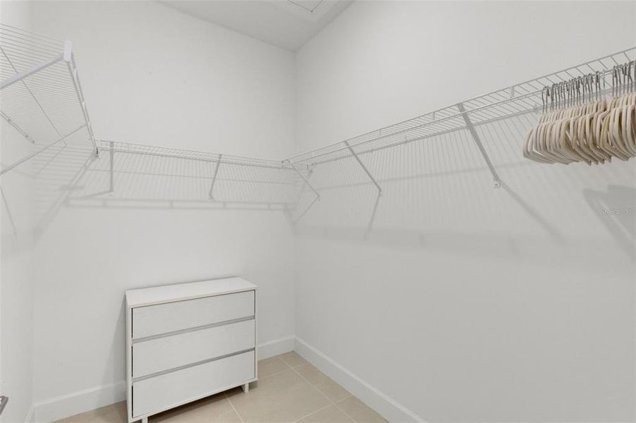 Spacious, unfurnished interior of a new home in , Nokomis (Image 23).