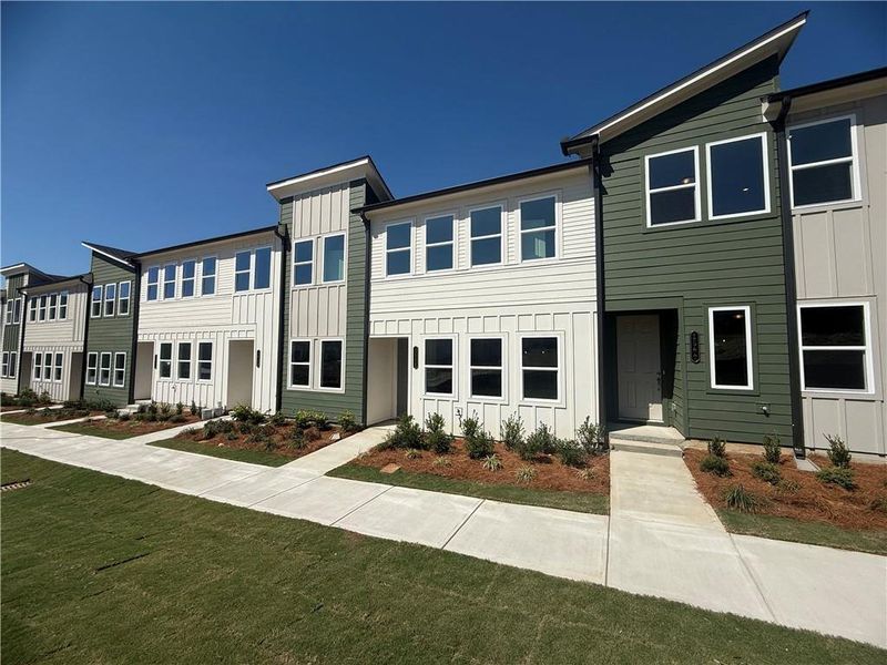 Front exterior of a new home in Park Vue, Atlanta, GA, highlighting curb appeal (Image 2). Front exterior of a new home in Park Vue, Atlanta, GA, highlighting curb appeal (Image 2).