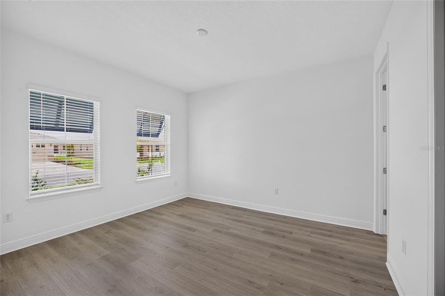 Spacious, unfurnished interior of a new home in , Ocala (Image 51).