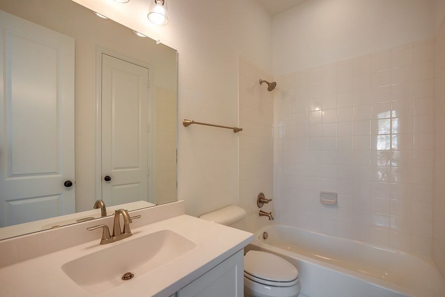 Plan 1145 Secondary Bathroom Representative Image