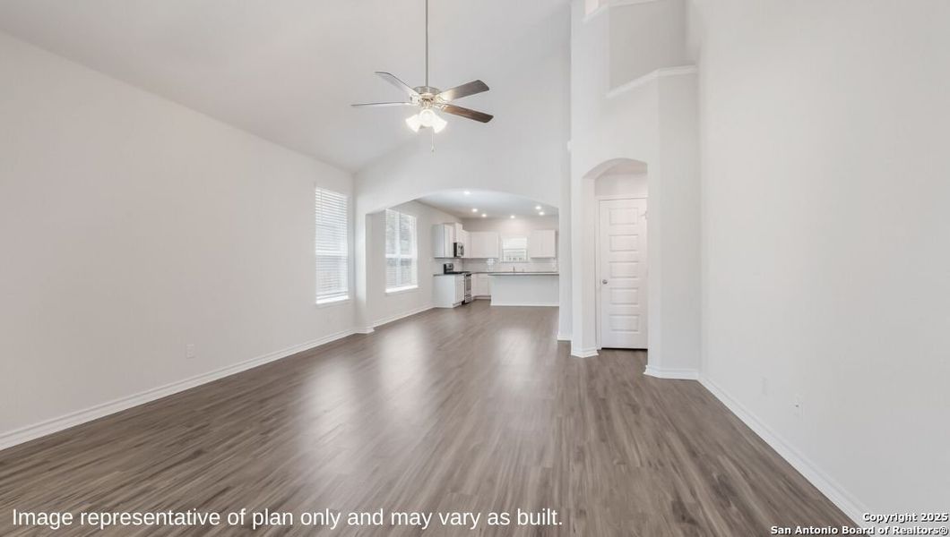 Spacious, unfurnished interior of a new home in Brookstone Creek, San Antonio (Image 21).