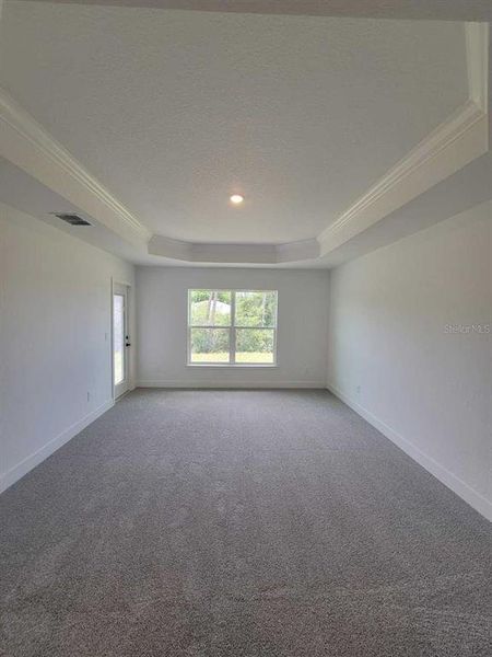 Spacious, unfurnished interior of a new home in , Ocala (Image 21).