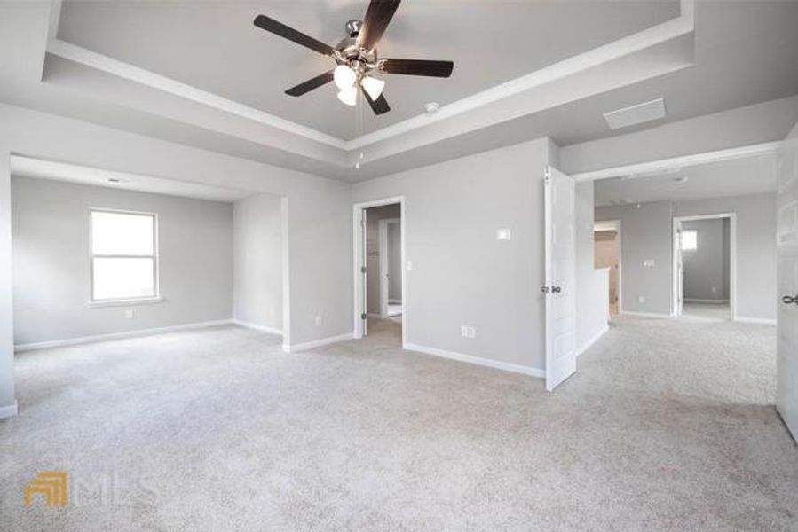 Spacious, unfurnished interior of a new home in The Gates at Pates Creek, Hampton (Image 17).