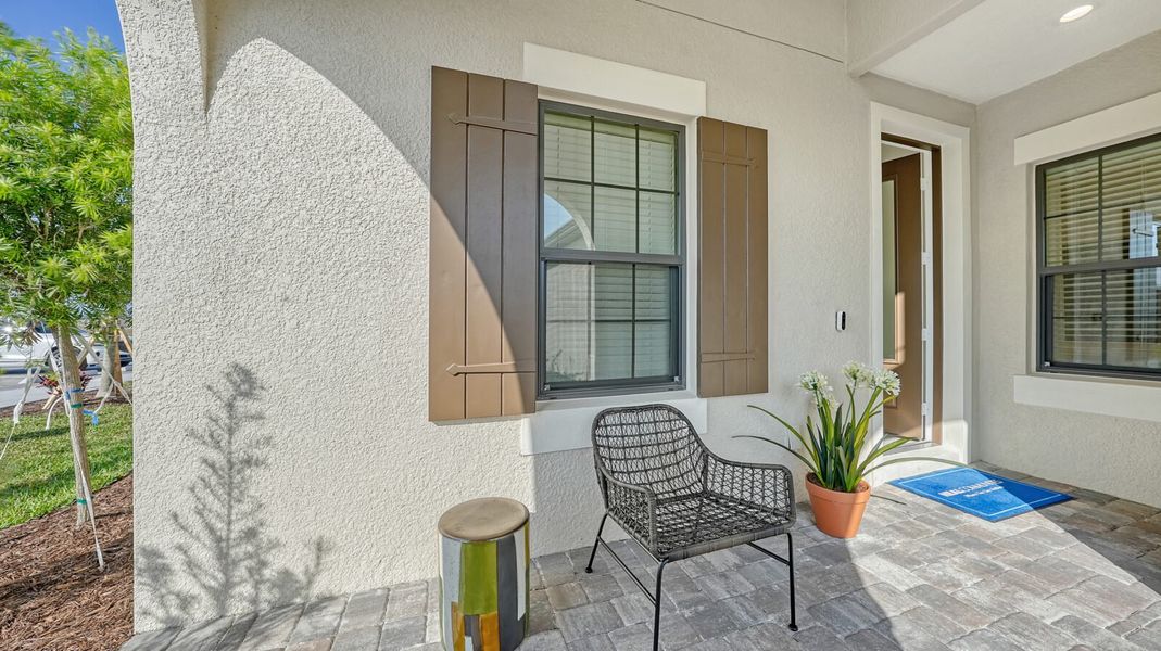 Representative exterior details of a home built from the Sandcastle 2 by Neal Communities in Vistera of Venice, Venice (Image 4).