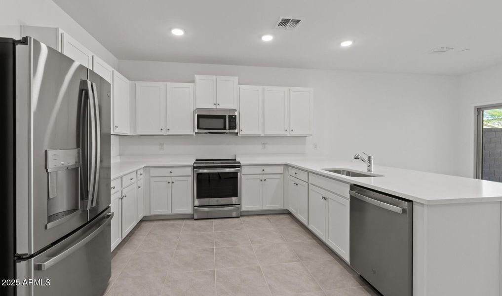 MR Lot #63 Kitchen 3 (Large)