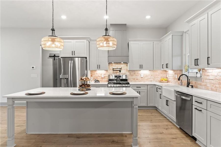 Furnished interior view inside a new home in , Jasper (Image 7).