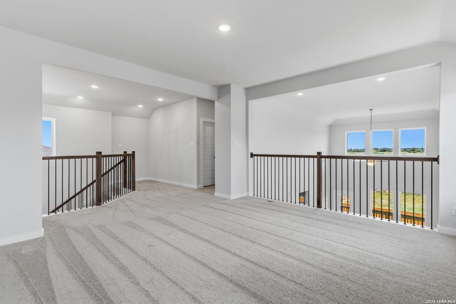 Spacious, unfurnished interior of a new home in Hickory Ridge, Elmendorf (Image 28). Spacious, unfurnished interior of a new home in Hickory Ridge, Elmendorf (Image 28).