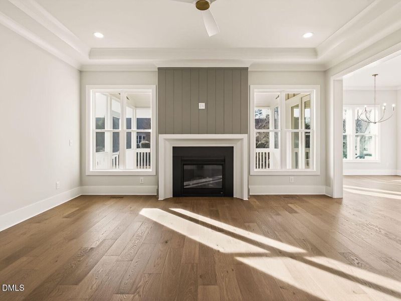 016-1280x960-living-room