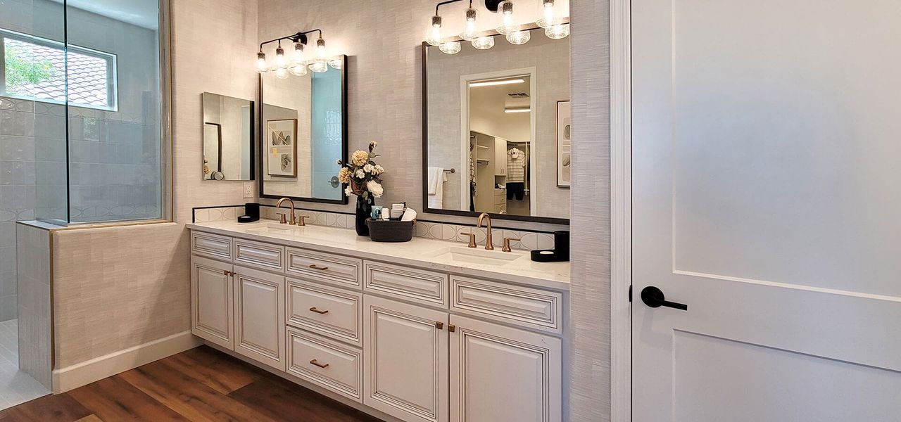 Representative furnished interior of a home built from the Bella by Robson Resort Communities in Robson Ranch Arizona, Eloy (Image 8).
