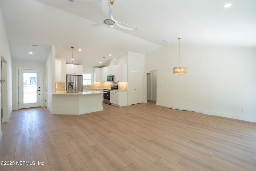 Spacious, unfurnished interior of a new home in , St. Augustine (Image 28).