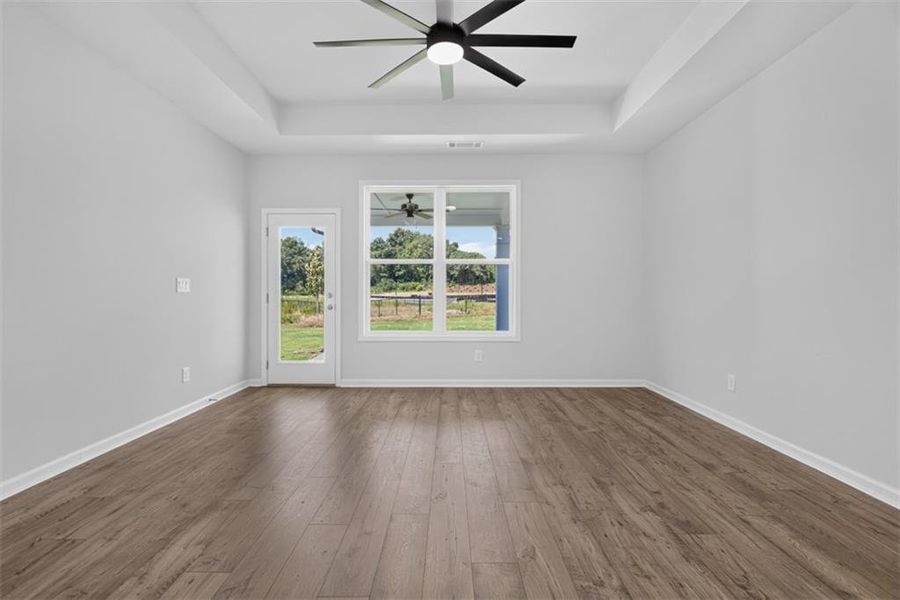 Spacious, unfurnished interior of a new home in , Athens (Image 32).