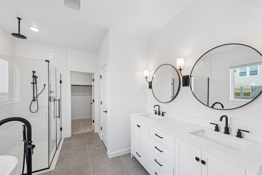 Spa-like primary bath (*Photo not of actual home and used for illustration purposes only.)