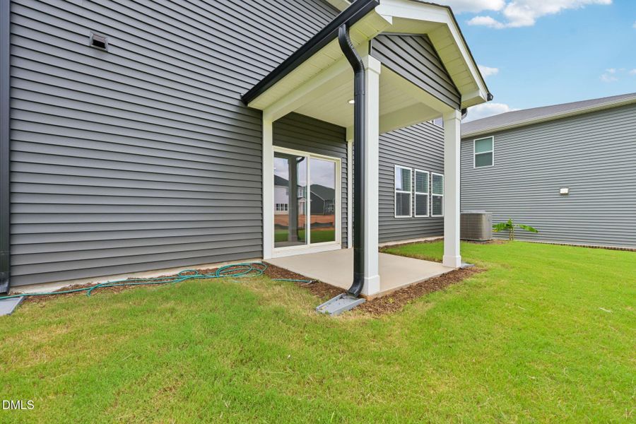 44-web-or-mls-Oak Manor - Raleigh - 716