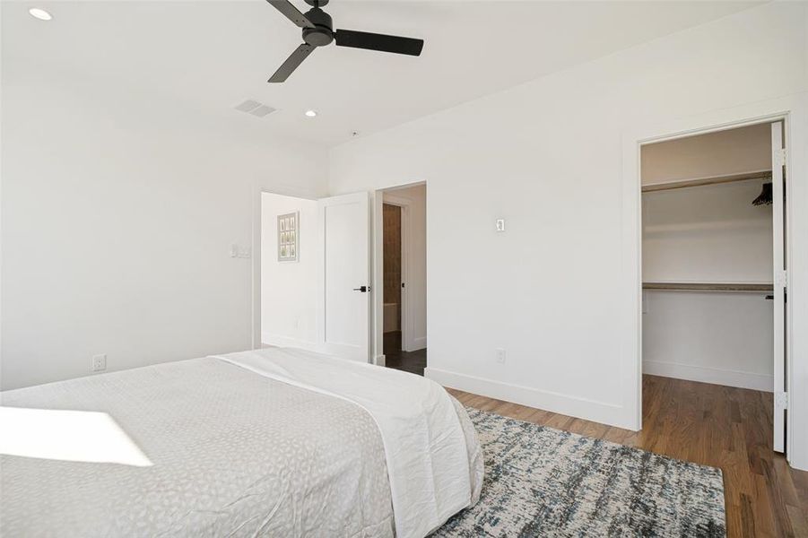 Spacious, unfurnished interior of a new home in , Dallas (Image 25).