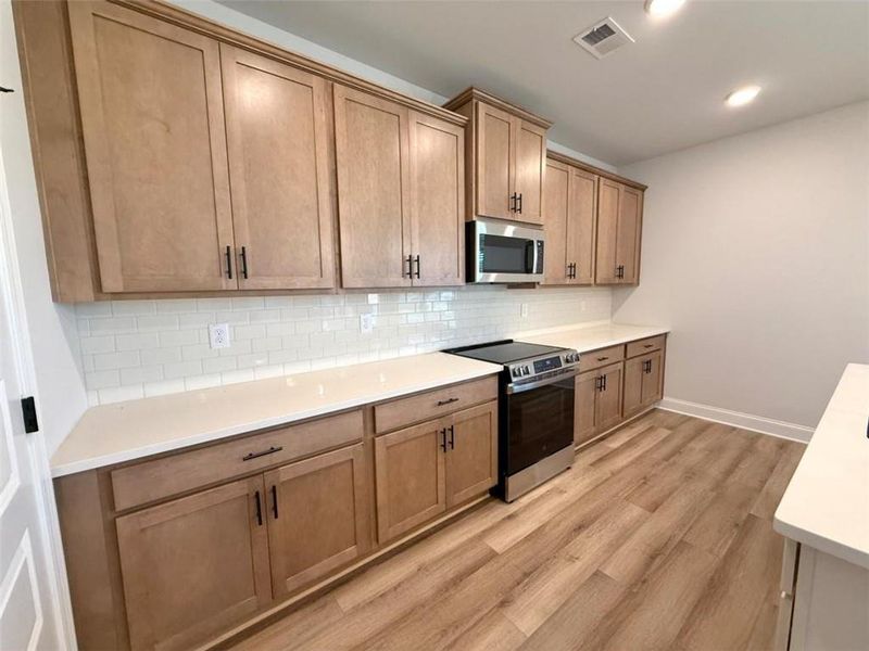 Furnished interior view inside a new home in , Bonaire (Image 7).