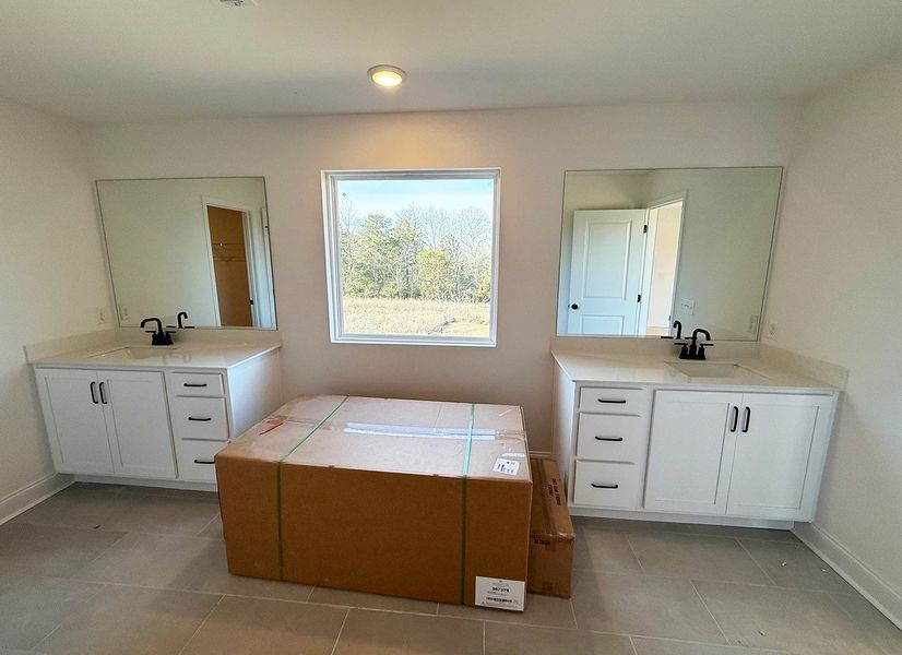 Image 37 of a home in Willow Landing.