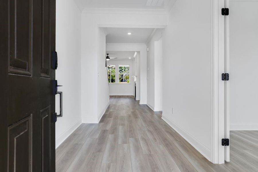 Spacious, unfurnished interior of a new home in Oakmead, Buford (Image 28).