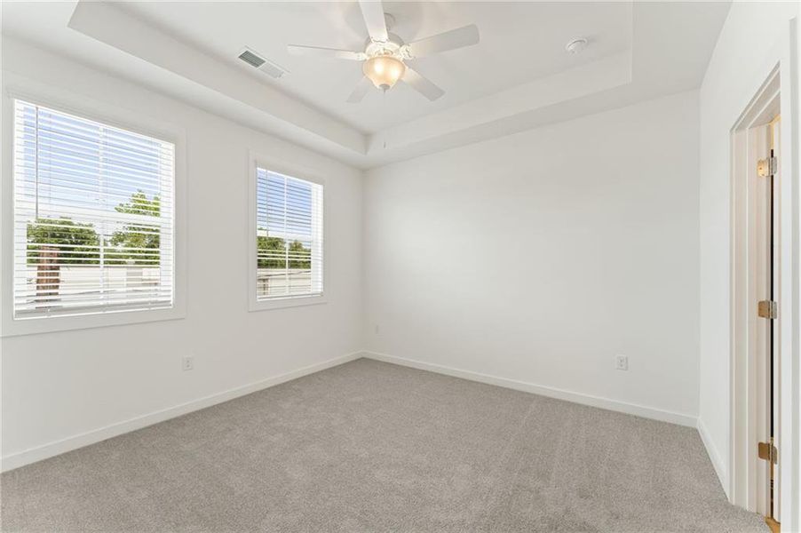 Spacious, unfurnished interior of a new home in Array, Atlanta (Image 16).