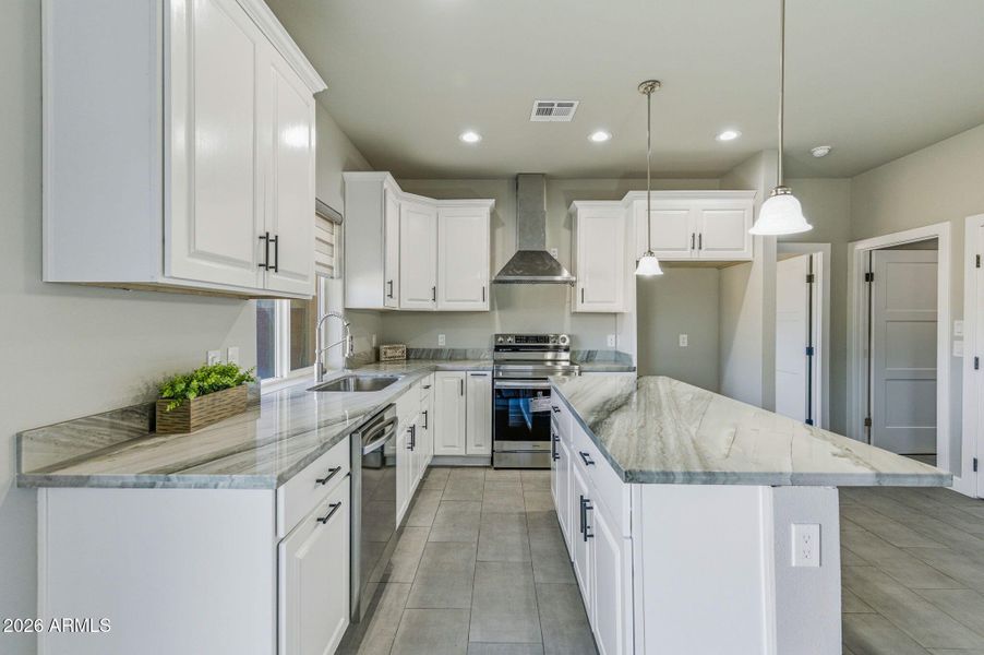 46-web-or-mls-78 N Pettoshas Dr-48