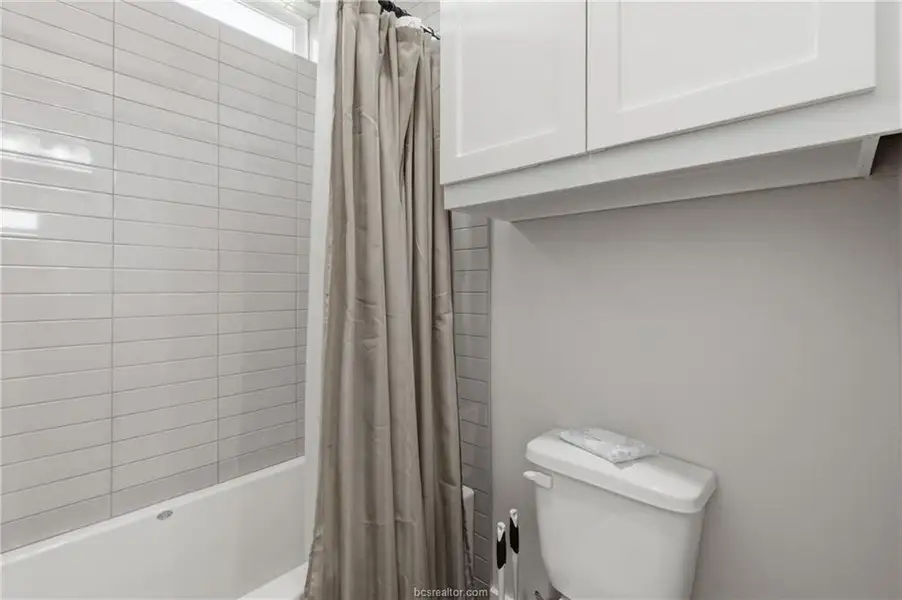 Close-up of interior finishes inside a home in , Bryan (Image 21).