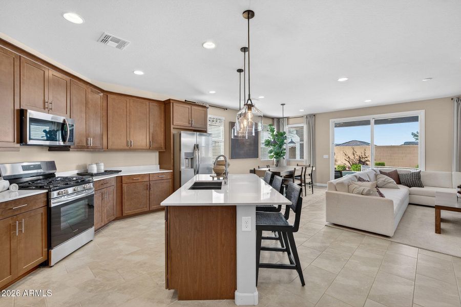 12-web-or-mls-42S 83rd Cir