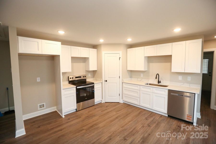 Furnished interior view inside a new home in , Kannapolis (Image 3).