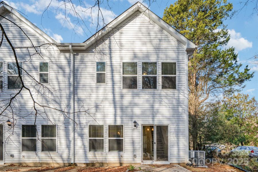 Image 32 of a home in .