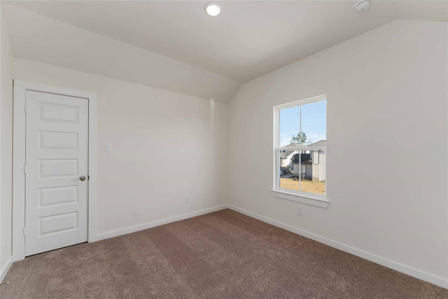 Spacious, unfurnished interior of a new home in Granger Pines, Conroe (Image 20). Spacious, unfurnished interior of a new home in Granger Pines, Conroe (Image 20).
