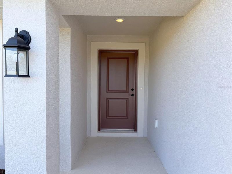 Exterior details and patio area of a home in , Ocala (Image 4). Exterior details and patio area of a home in , Ocala (Image 4).
