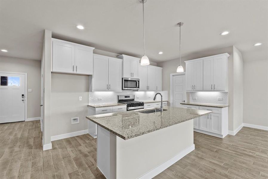 Furnished interior view inside a new home in Sandstone Estates, Granbury (Image 8).