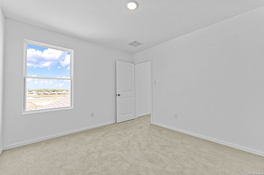 Spacious, unfurnished interior of a new home in Guadalupe Ridge, New Braunfels (Image 12). Spacious, unfurnished interior of a new home in Guadalupe Ridge, New Braunfels (Image 12).