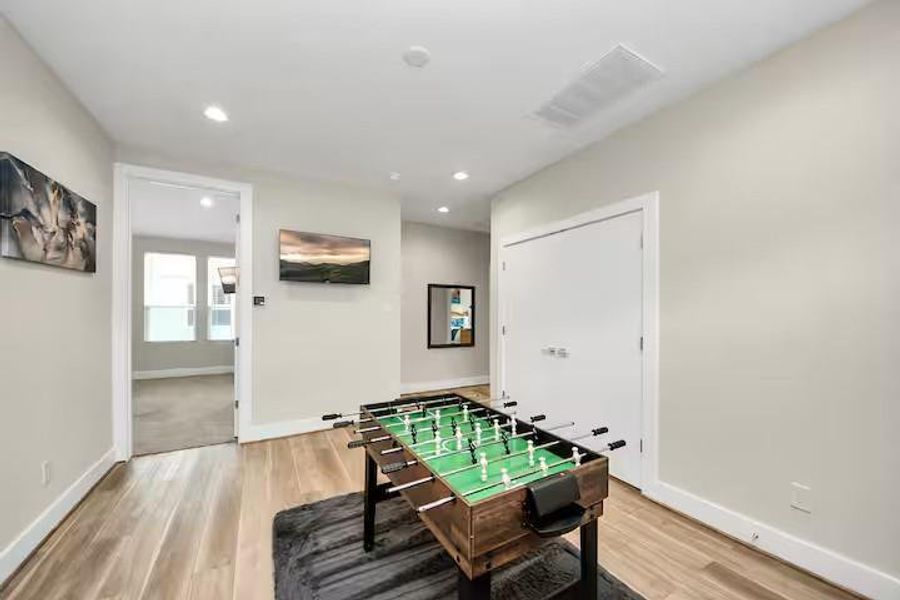 Bonus space upstairs gives you options beyond the three bedrooms; create a game room, media area, home office, workout space, or second living area.