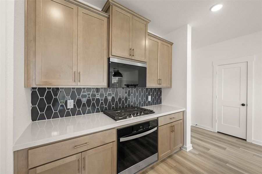 6929 Freight Train- Kitchen-5 6929 Freight Train- Kitchen-5