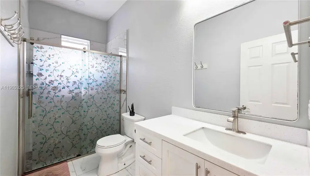 Furnished interior view inside a new home in , Clewiston (Image 5).