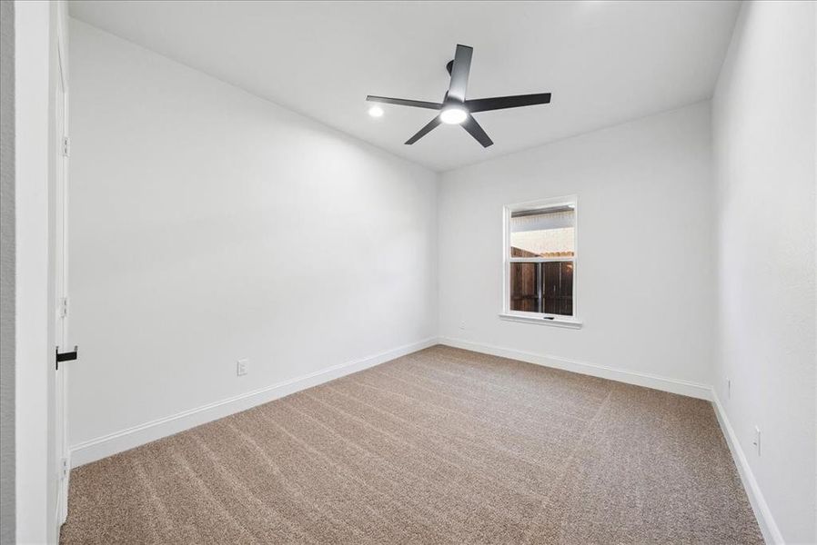 Spacious, unfurnished interior of a new home in , Granbury (Image 25). Spacious, unfurnished interior of a new home in , Granbury (Image 25).