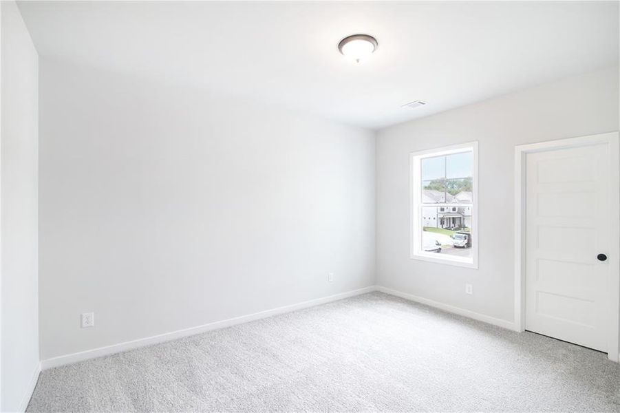 Spacious, unfurnished interior of a new home in Rosewood Lake Estates, Hoschton (Image 43).