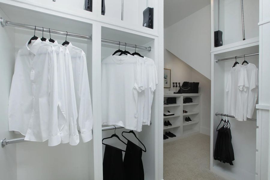 Rainier Closet Rainier Closet