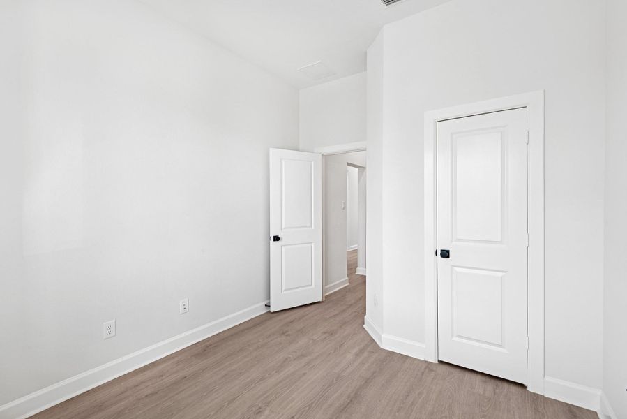 Spacious, unfurnished interior of a new home in Pomona 45' Homesites, Manvel (Image 16). Spacious, unfurnished interior of a new home in Pomona 45' Homesites, Manvel (Image 16).