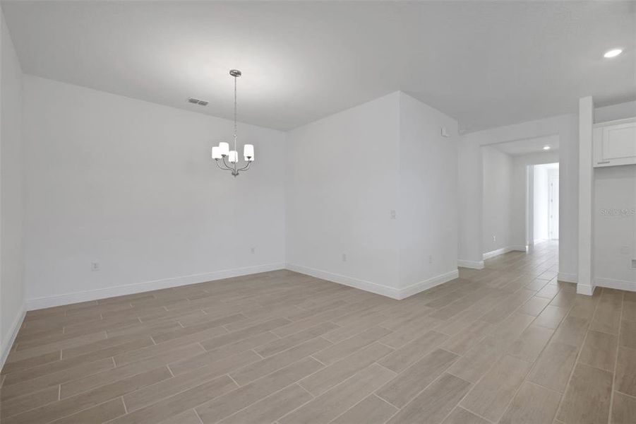 Spacious, unfurnished interior of a new home in Crossroads at Kelly Park, Apopka (Image 18). Spacious, unfurnished interior of a new home in Crossroads at Kelly Park, Apopka (Image 18).