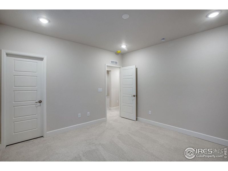 Spacious, unfurnished interior of a new home in , Berthoud (Image 29).